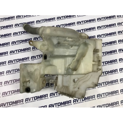 Бачок склоомивача Ford Mondeo 4 2007-2014 6G9112A659AB